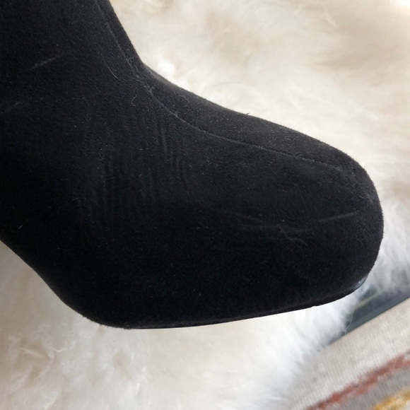 Aldo Black Suede Boot with Gold zipper detail - Picture 7 of 8